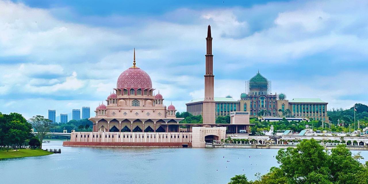 putrajaya-mosque