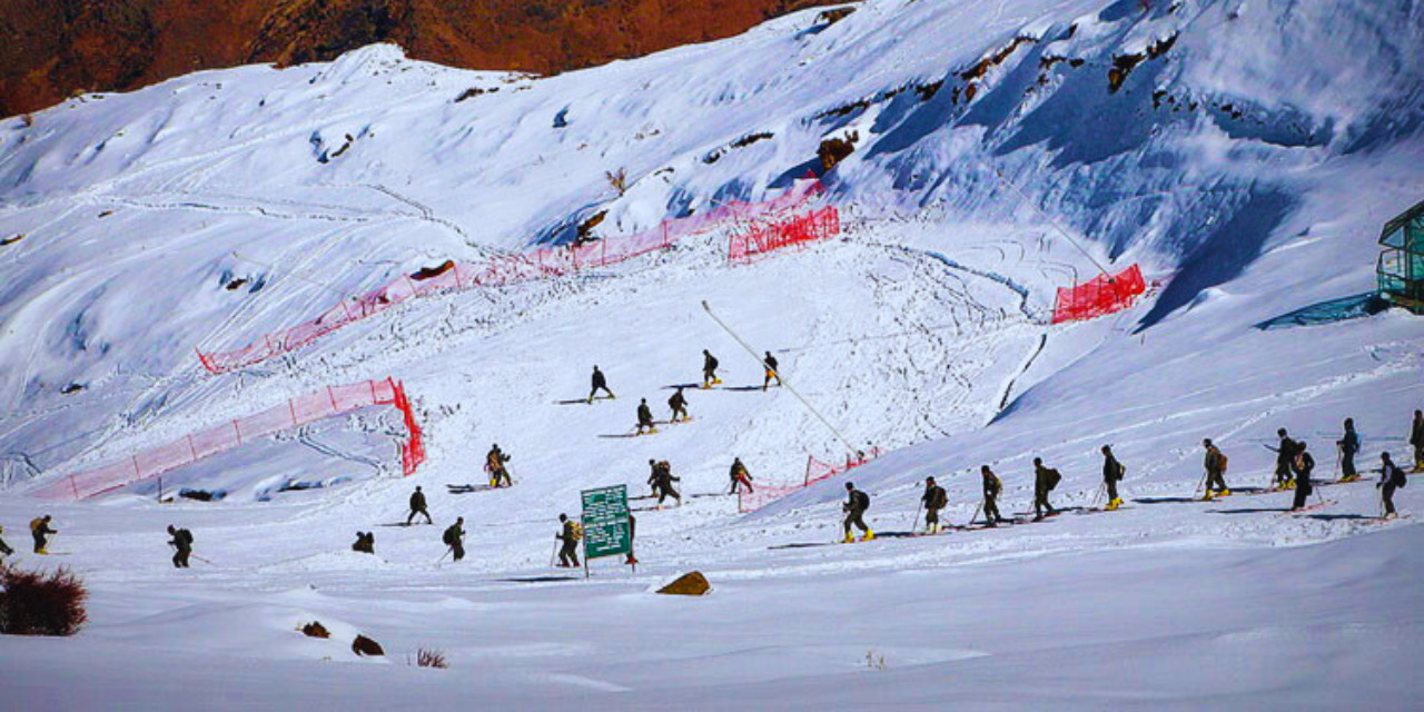 snow skiing in auli